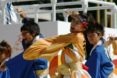 踊る女の子は・・・