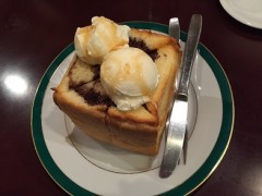 もはや軽食ではない