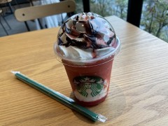 前日に引き続き赤いもの