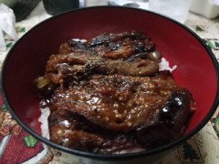 ウナギだと思うでしょ