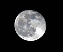 スーパームーン・・・あれっ？
