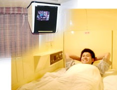 カプセルホテル