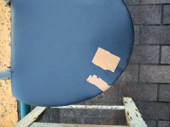 バス停の善意の椅子