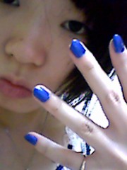 柘榴のような毒々しく