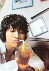 【韓国】教師が女生徒をボコボコにする動画がYouTube