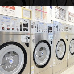 レッツらコインランドリー