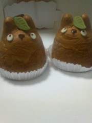 トトロのシュークリームを食べてみた♪