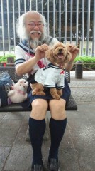 強風でスカートめくれた人見た事ある？