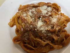 今日はボロネーゼ