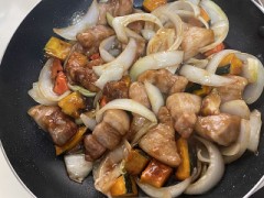 今日は酢豚とマーボビーフンを作って