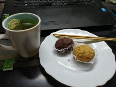 明日は早出で、お仕事！