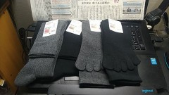 外出時は「５本指靴下」、部屋の中では普通の靴下！ (^_^)