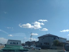 風が強い日（雲の形もいろいろ）