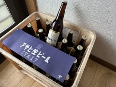 頼んでおいた瓶ビールが到着！