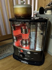 小さな石油ストーブ