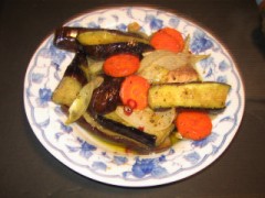 ラタトゥーユ風のオイル煮が美味しい。