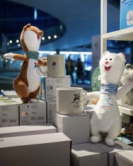 ティナが大人気！