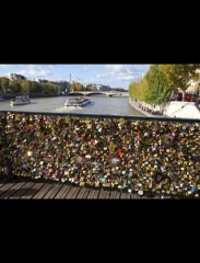 永遠の愛の証？