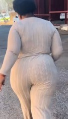 じっと見られながら、、