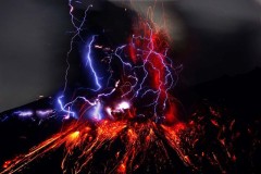 火山雷