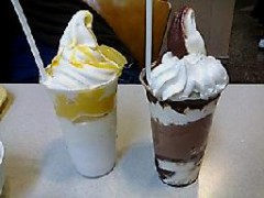 マンゴーとチョコプリン。