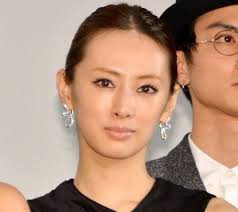 北川景子、深田恭子とのキスは「男性よりも…」　意味深発言にどよめき