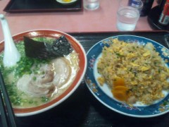 今日の昼飯は…