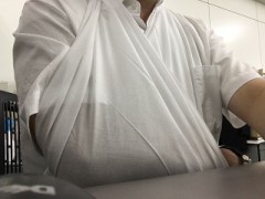 脱臼しちゃいました。