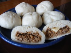 肉まん作りました！　おまたせ～！！