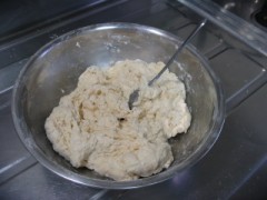 「肉まん」の作り方　そのⅠ　生地編