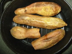 焼き芋、焼きあがりました。