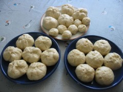 また、肉まん作りました。