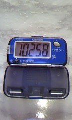 運動するために万歩計買ってきました。o(^-^)o