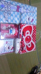 今日荷物届いた。ヽ（*＾。＾*）ノ ワ～イ