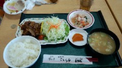 昨日ランチです。(＾▽＾笑)