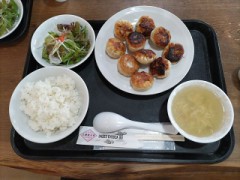 昨日は仕事休んでしまいました。