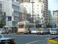 はるかに超える