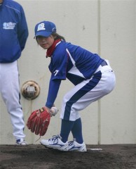 初の日本人女性選手