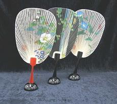 ちょっと変わったグッズを 　ミニツアーで～～～