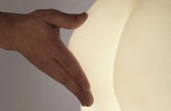 おしり　　　揉めば。。。。。　　　叩くと。。。。　　（笑