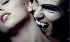 どーでもいーんだけど、気になる