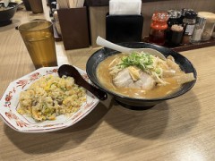 ラーメンは週一で食べないと笑