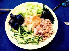 サラダうどん。