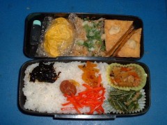 昨日は早起きしてお弁当を・・・