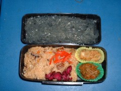 昨日も早起きしてお弁当を作っちゃった・・・