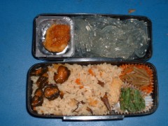 なんと昨日も早起きをしてお弁当を・・・