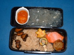 昨日も早起きしてお弁当を・・・