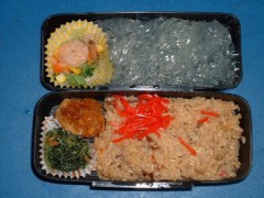 昨日も引き続き早起きしてお弁当を・・・