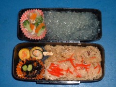 昨日も早起きしてお弁当を・・・。