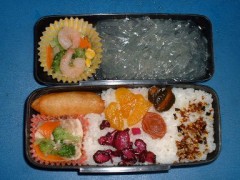 昨日も引き続き早起きしてお弁当を・・・